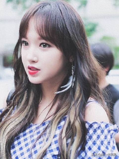 王一博台上调侃程潇,开口称呼都变了,粉丝听完后酸了