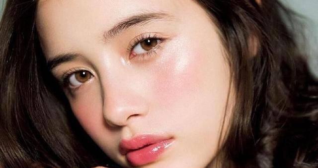 腮红膏哪个好用又持久不掉色（腮红膏它的优点是与肌肤更贴合）(16)