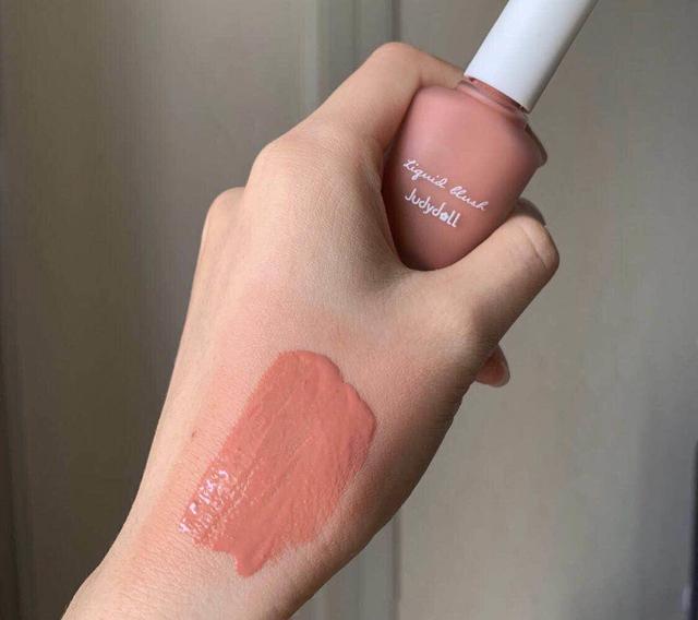 腮红膏哪个好用又持久不掉色（腮红膏它的优点是与肌肤更贴合）(45)