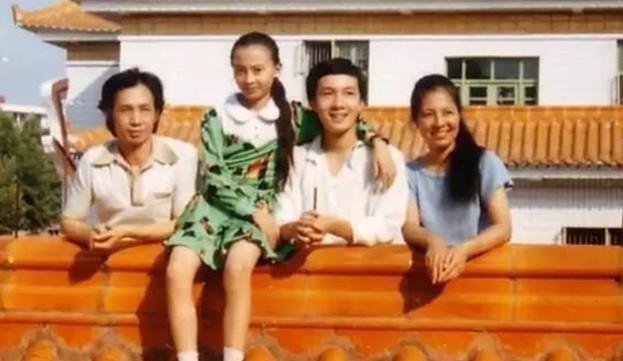 演员陈数的第一任老公是谁(陈数的感情史)