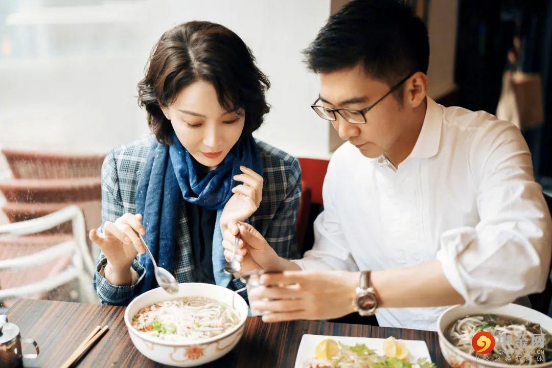 演员陈数的第一任老公是谁(陈数的感情史)