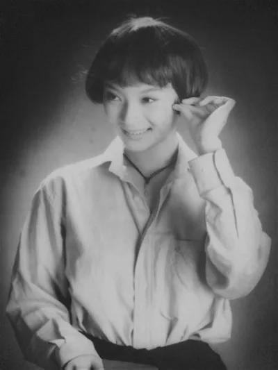 演员陈数的第一任老公是谁(陈数的感情史)