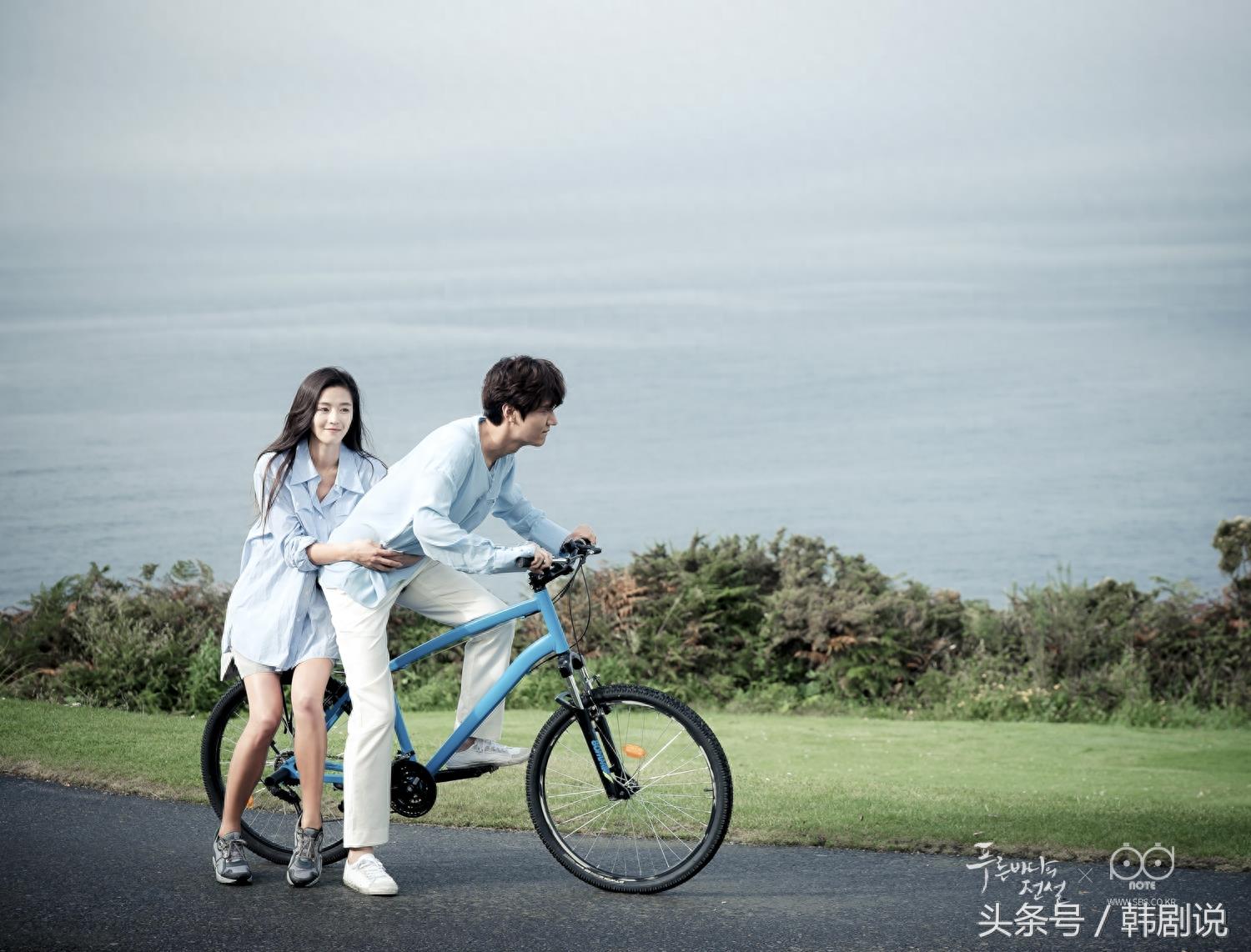 《蓝色大海的传说》剧照公开，怦然心动的画风，美丽的邂逅