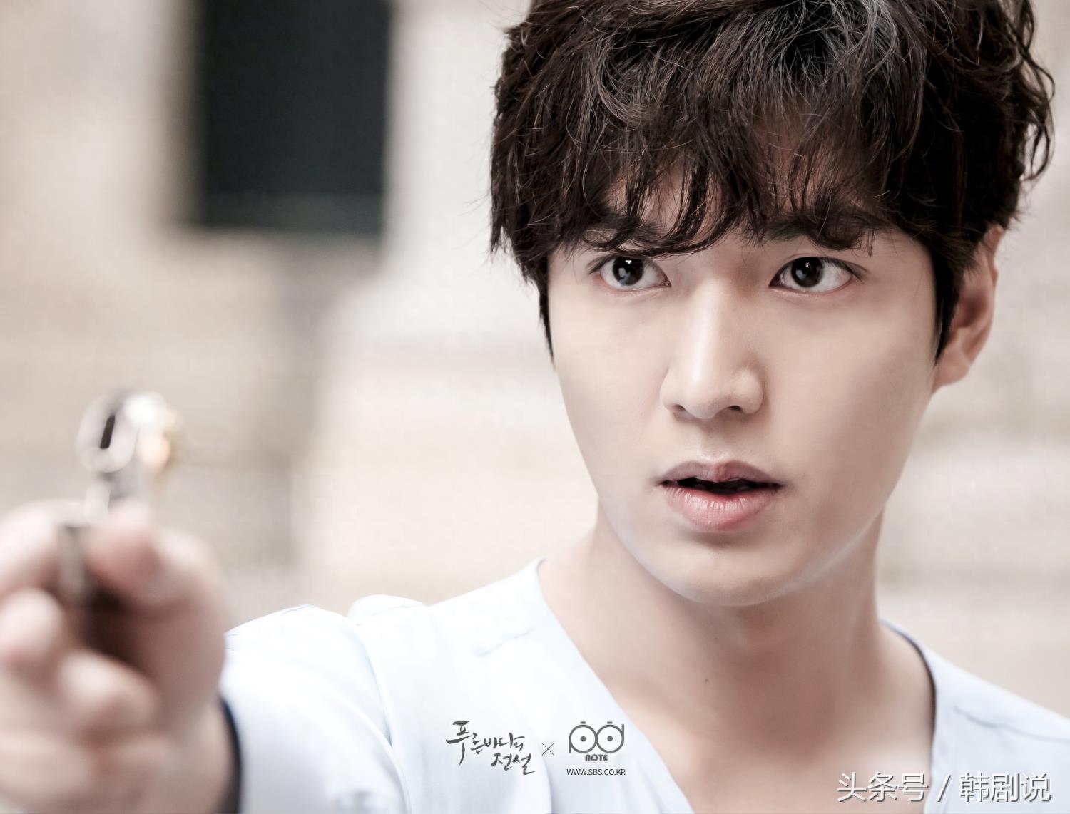 《蓝色大海的传说》剧照公开，怦然心动的画风，美丽的邂逅