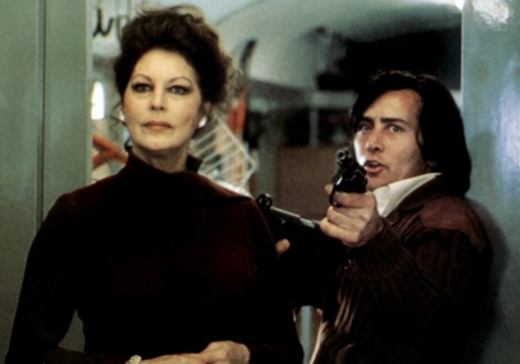 疫病灾难片鼻祖《卡桑德拉大桥》