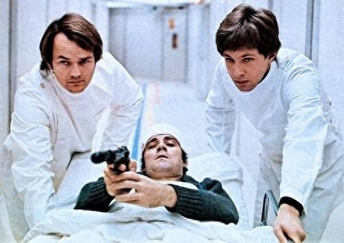 疫病灾难片鼻祖《卡桑德拉大桥》