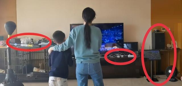 韩红和管彤在美国结婚了(曾被传与韩红结婚)