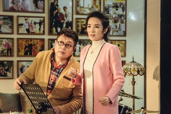 韩红和管彤在美国结婚了(曾被传与韩红结婚)