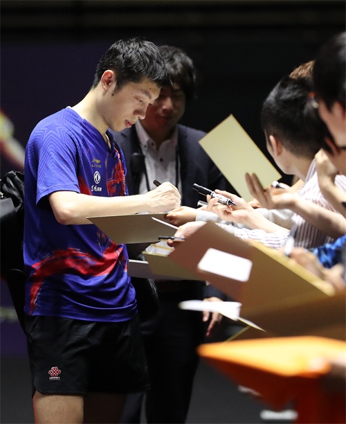 乒乓球——日本公开赛：许昕男单夺冠