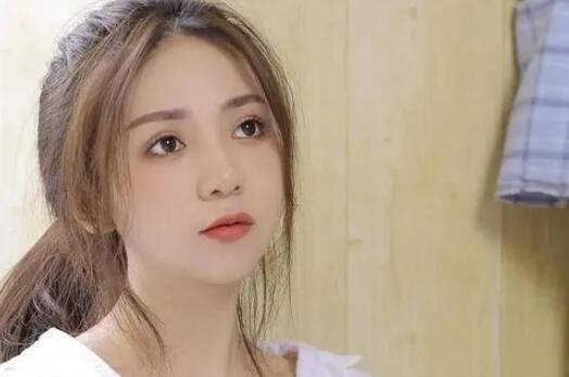 女生说好无聊怎么回