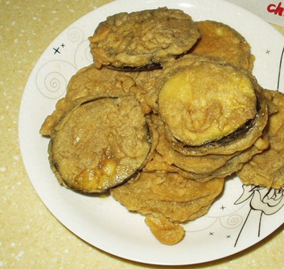 家常川菜，外酥内嫩的鱼香茄饼