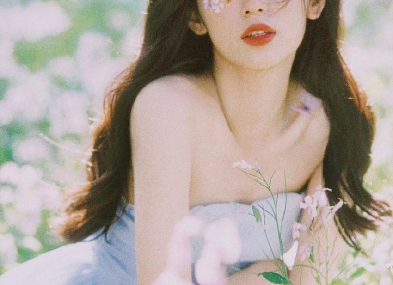 男朋友跟我交往还去相亲什么意思