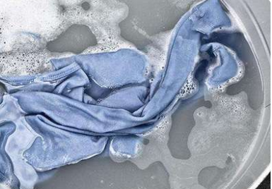 衣服染色去除小窍门,毛呢衣服染色了怎样去除图5