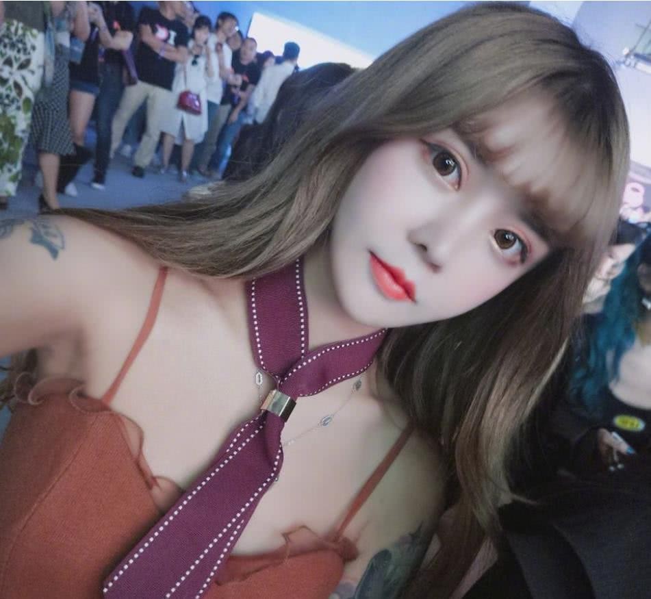 韩安冉结婚几次,韩安冉结婚视频