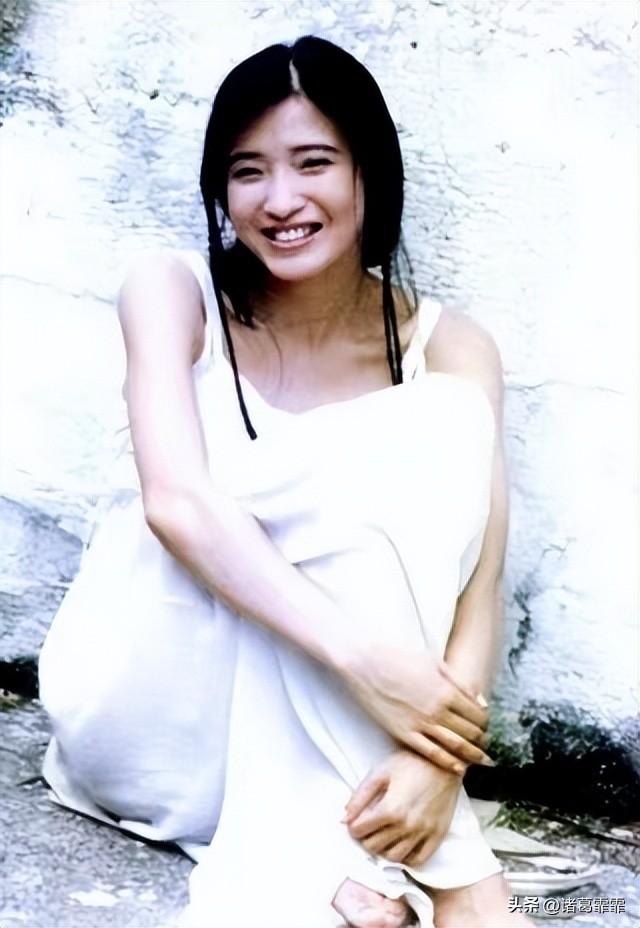 刘亦菲的绯闻男友有哪些(她26岁当红时结婚生子)(3)